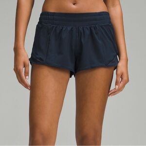 Lululemon Hotty Hot 2.5” - True Navy